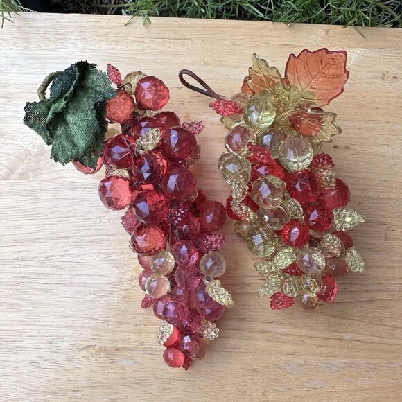 VTG Two Faceted Lucite Bead Acrylic Plastic Cluster Grapes with Leaves Stems 6"+ - Picture 4 of 8